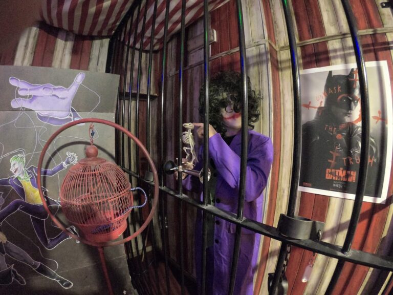 dark-planet-escape-escape-room-fuengirola-0