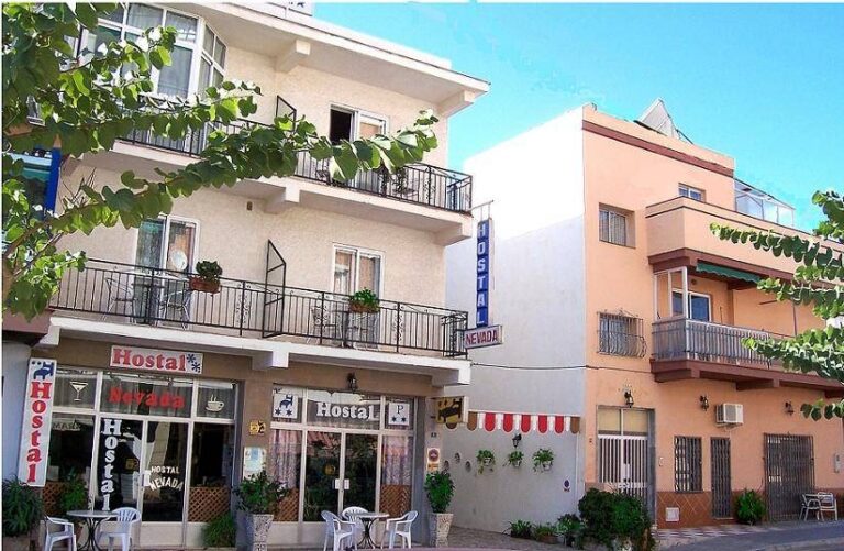 hostal-nevada-0