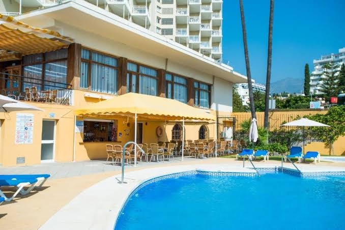 hotel-monarque-torreblanca-0
