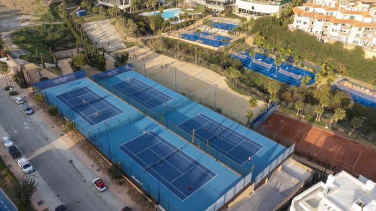 jorge-aguirre-higueron-tennis-center-0 jorge-aguirre-higueron-tennis-center-0