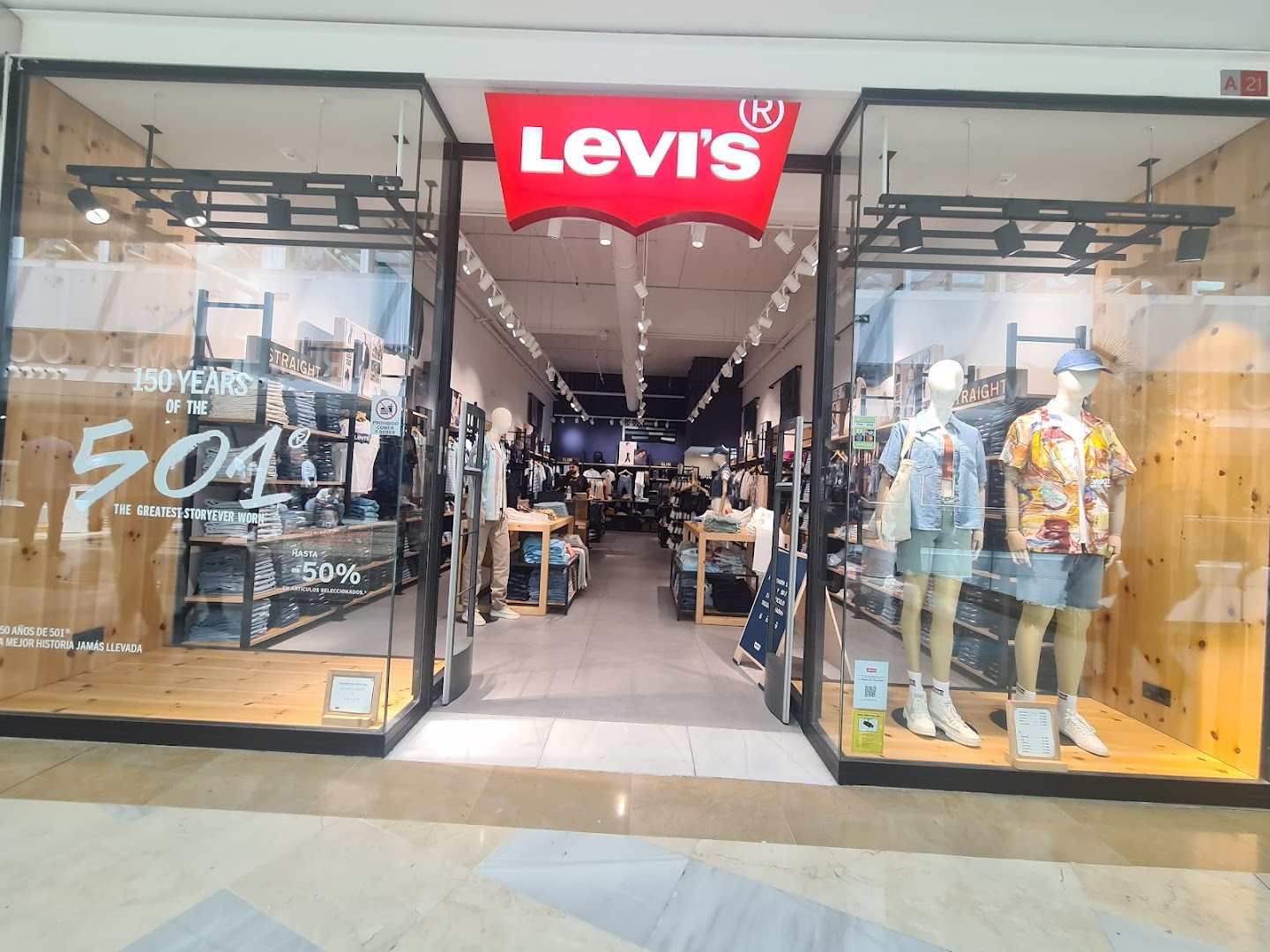 levis-fuengirola-miramar-0