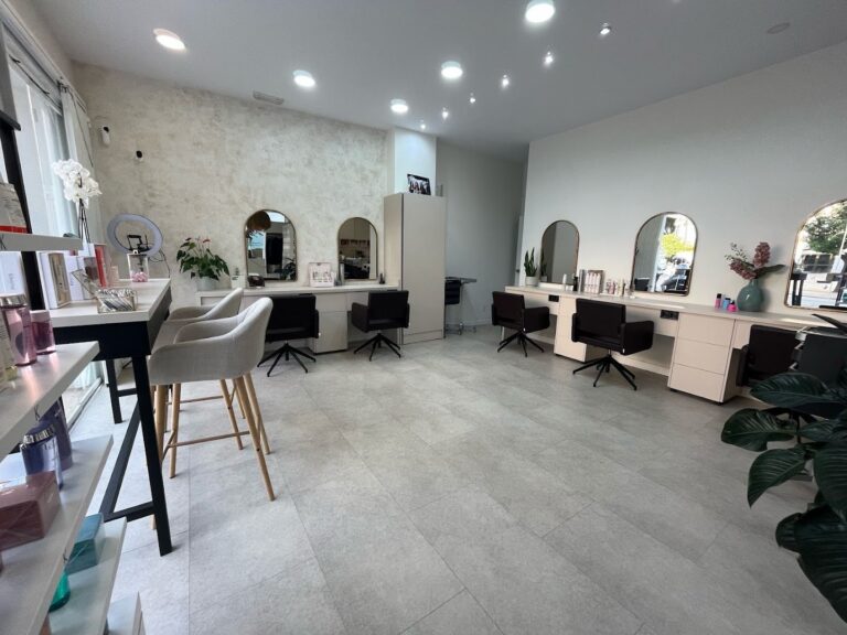 salon-beautique-hair-0 salon-beautique-hair-0