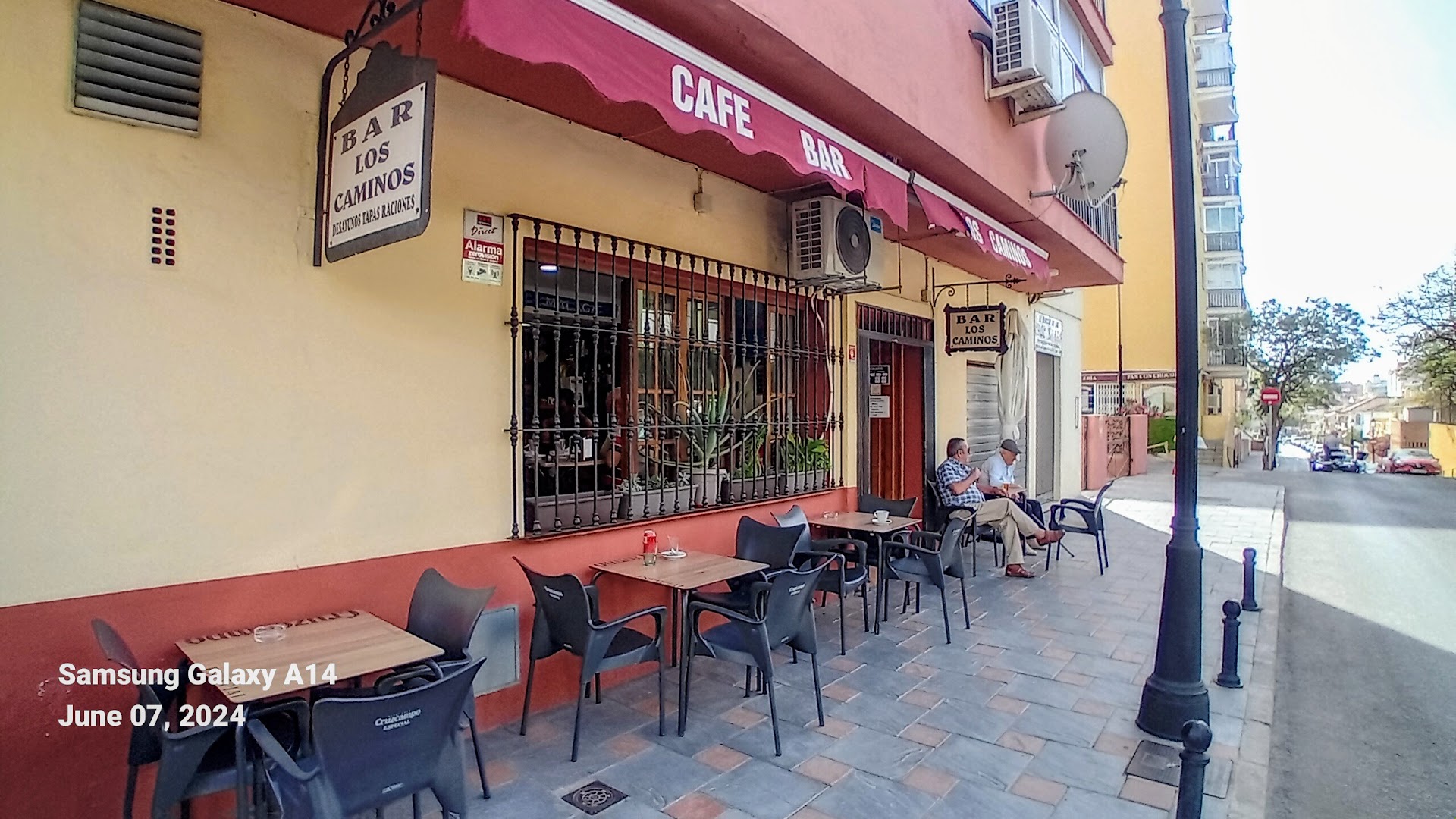 bar-los-caminos-0