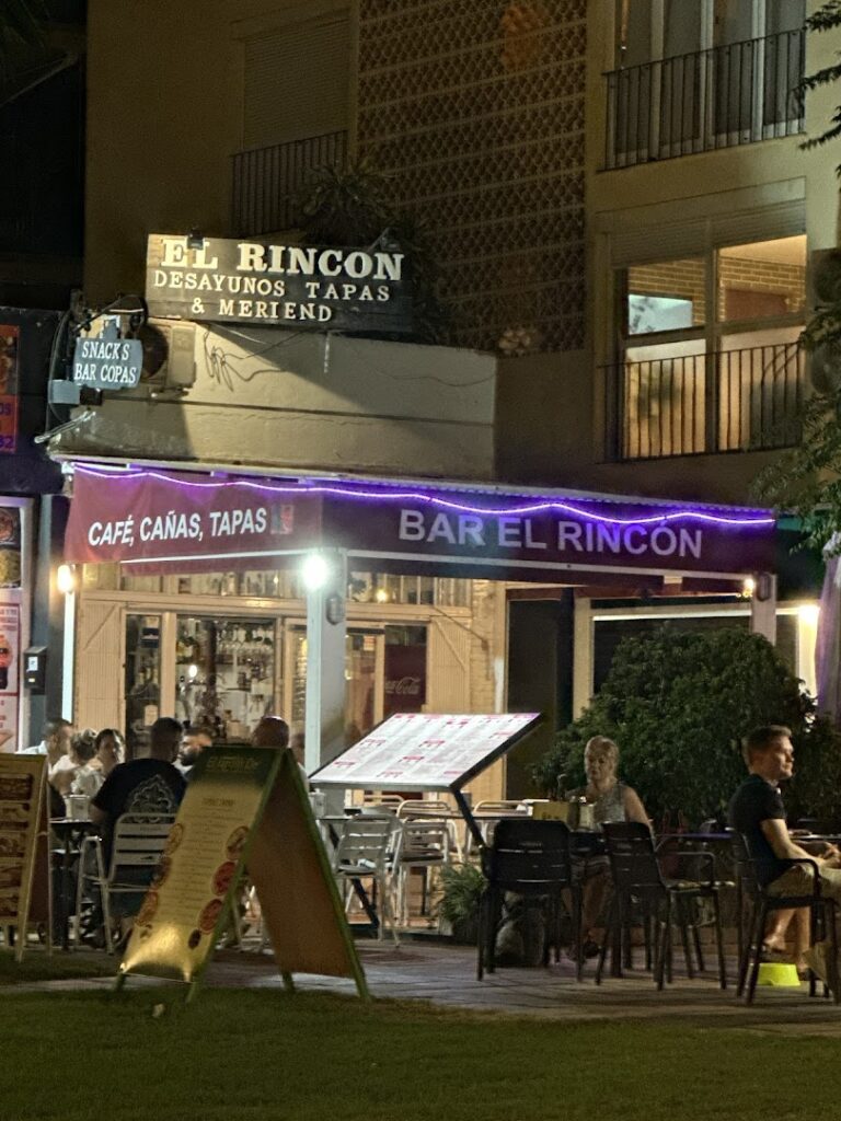 cafe-bar-el-rincon-0