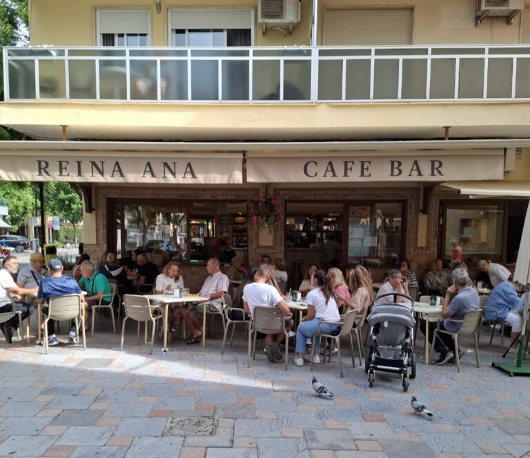 cafebar-reina-ana-0 cafebar-reina-ana-0