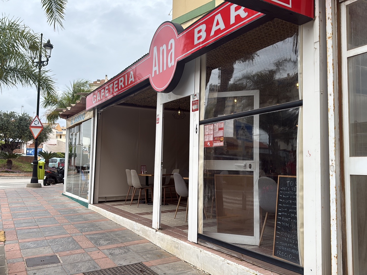 cafeteria-ana-bar-desayunos-y-tostadas-en-fuengirola-0