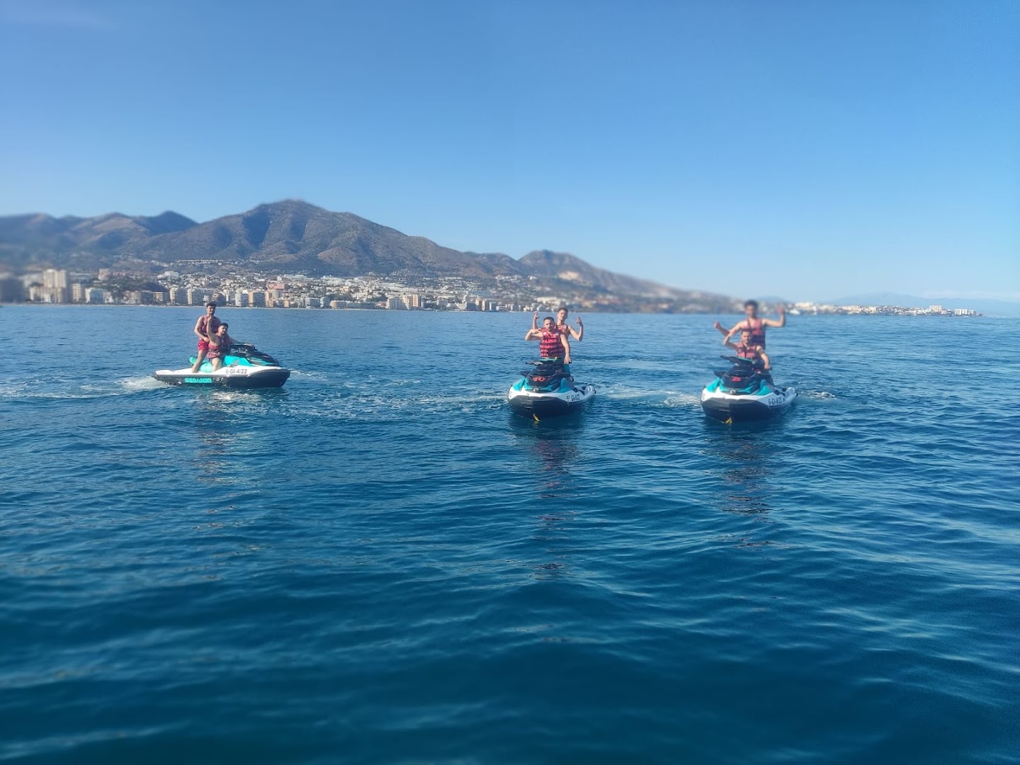 eventos-nauticos-en-fuengirola-alquiler-de-barcos-y-motos-de-agua-0
