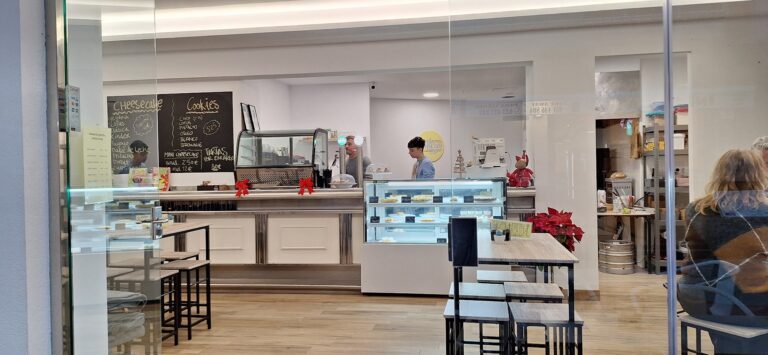 la-cheesecake-cafe-0