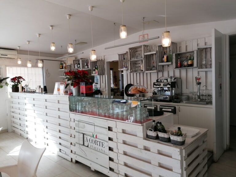 la-corte-italiana-0