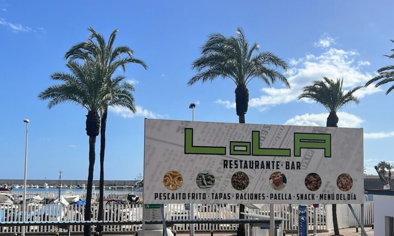 lola-cafe-bar-0