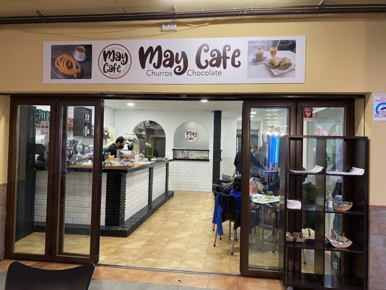 may-cafe-0