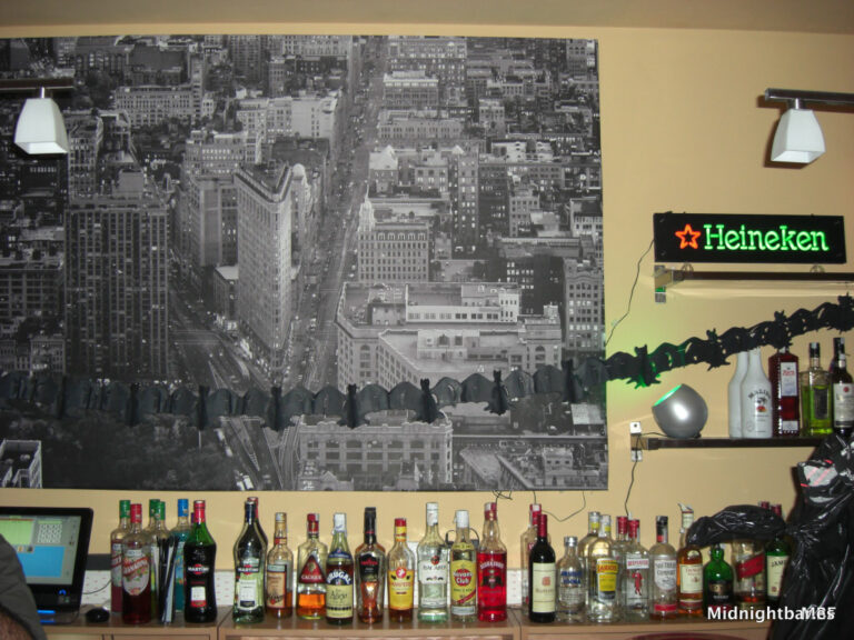midnight-bar-0