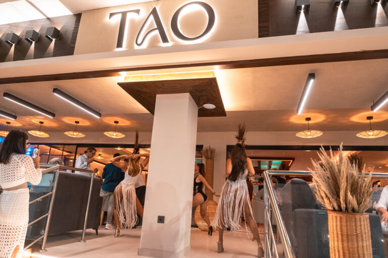 tao-lounge-0 tao-lounge-0